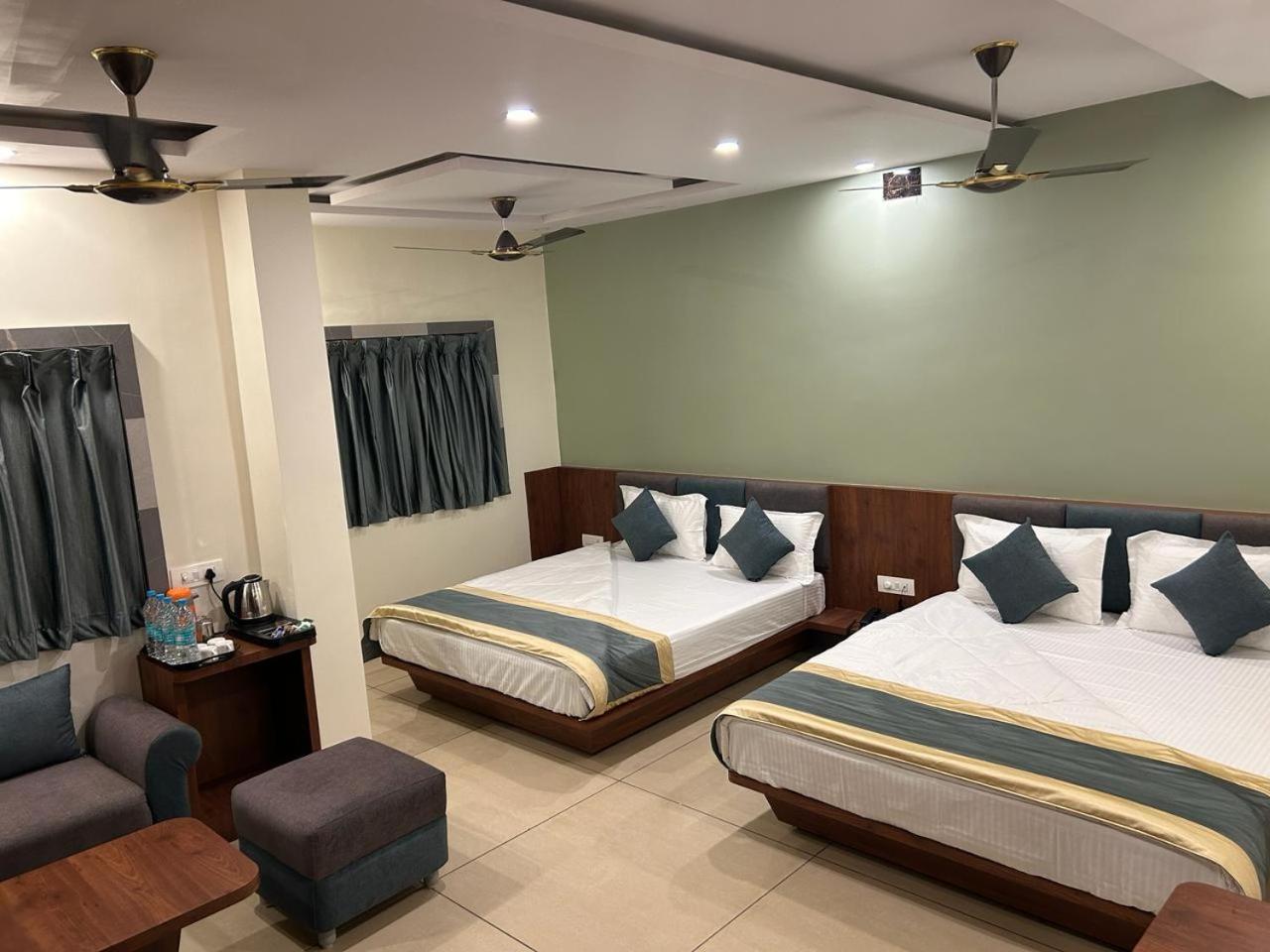 Hotel Omkareshwar Inn Deoghar Exteriér fotografie