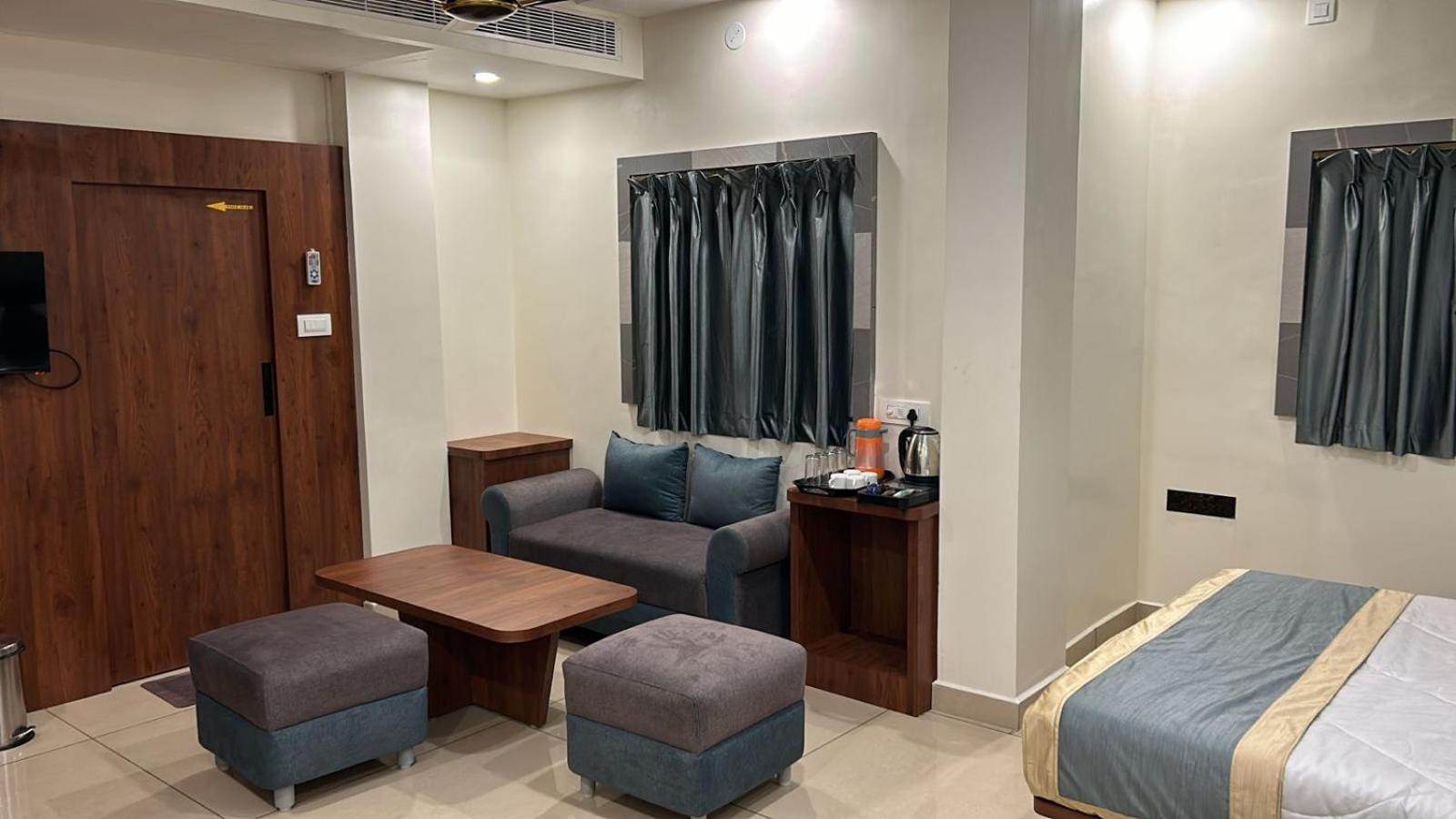 Hotel Omkareshwar Inn Deoghar Exteriér fotografie