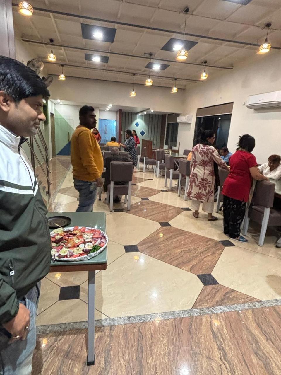 Hotel Omkareshwar Inn Deoghar Exteriér fotografie